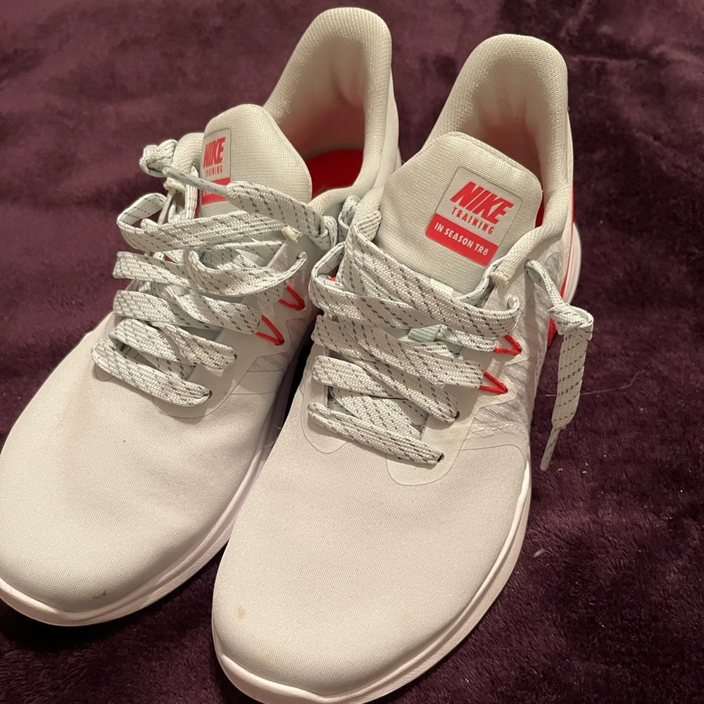 Women Nikes